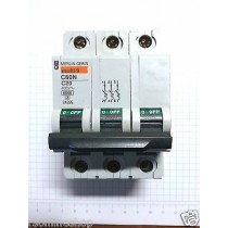 magnetotermico 3 moduli 3P 25A - 6KA cod. 24286 Merlin Gerin